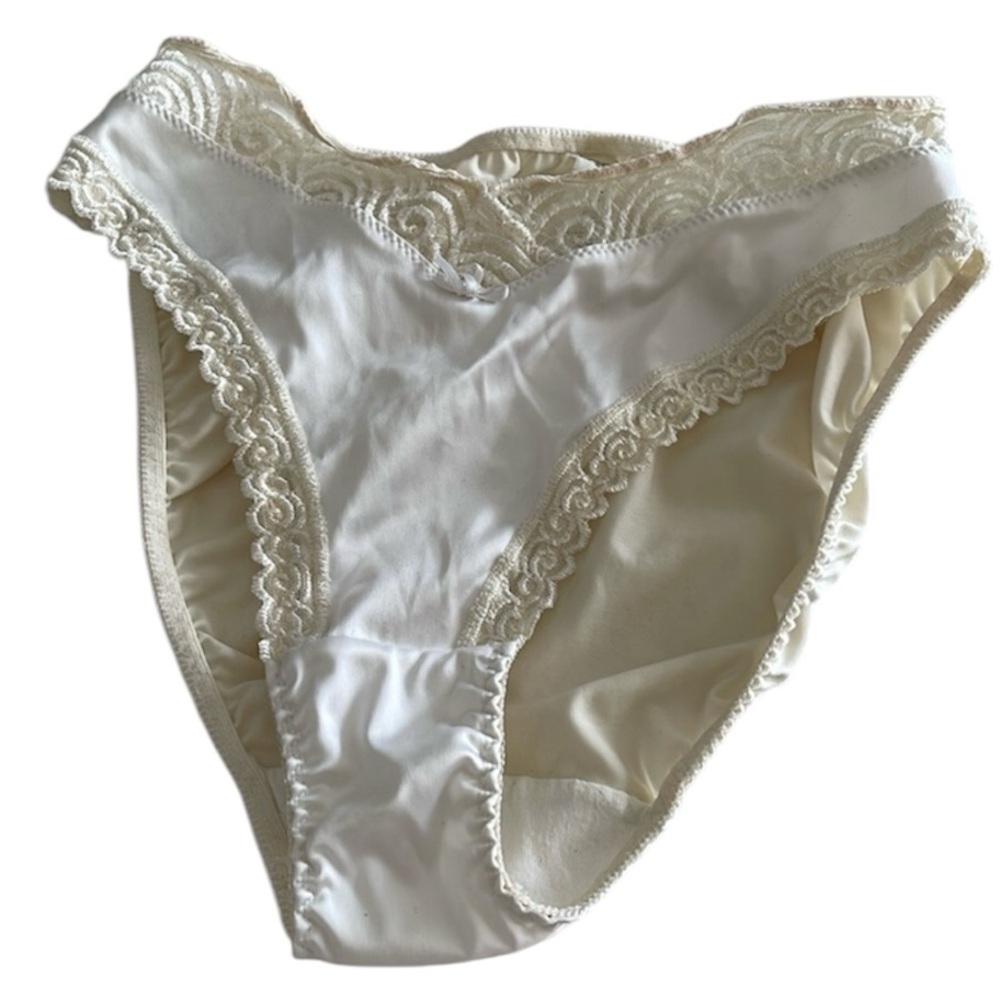 Vintage BARBARA Paris White Satin Cream Embroidery Panty made in France